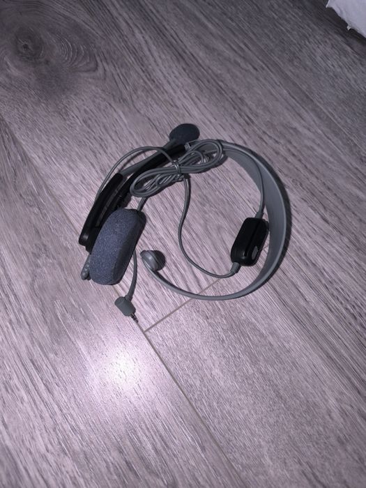 Xbox 360 + Kinect + Headphones64170295022722122