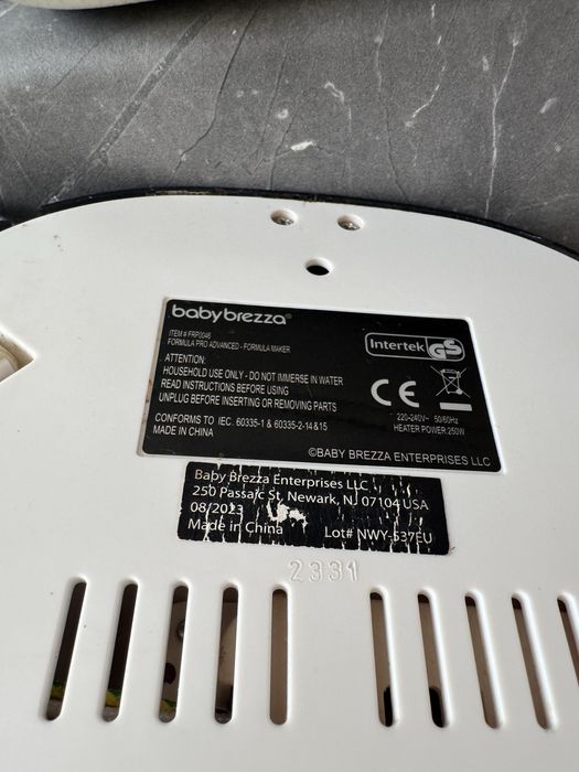 Baby Brezza Formula Pro Advanced FRP0046 – biały