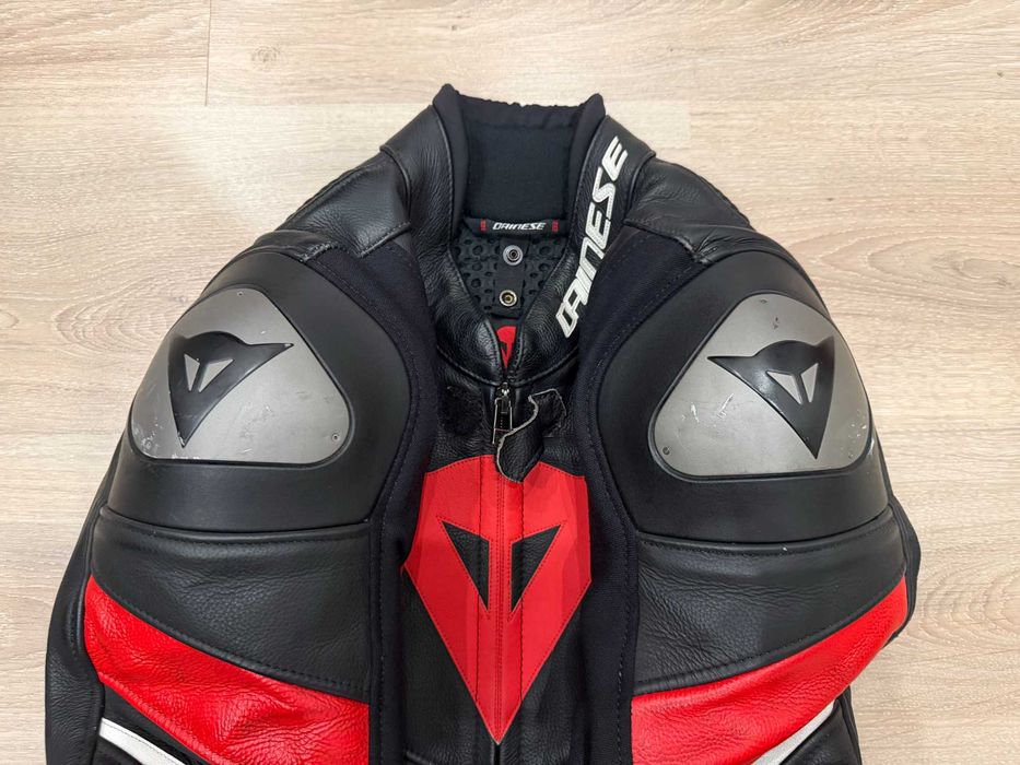 Casaco motard Dainese Avro 4 em pele - tam. 48