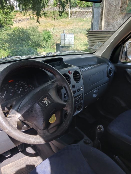 Peugeot Partner 1.6 Diesel – Ano 2009