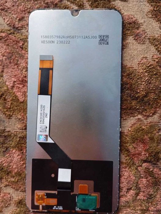 Продам чехол і екран на Xiaomi Redmi note 7