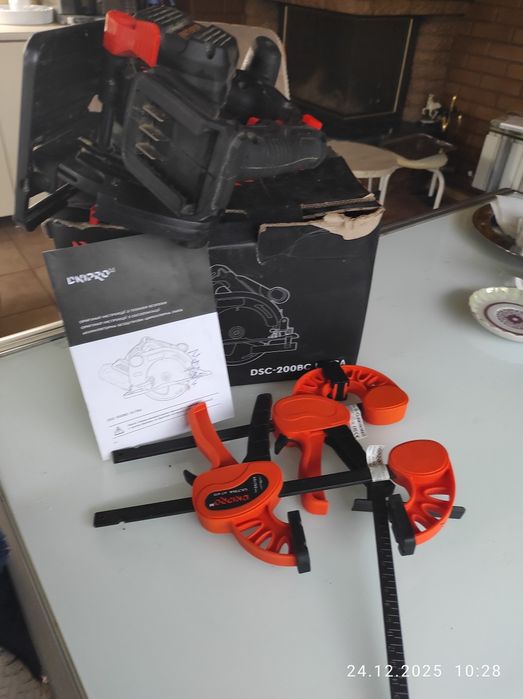 Циркулярна пила Дніпро М аккумуляторна