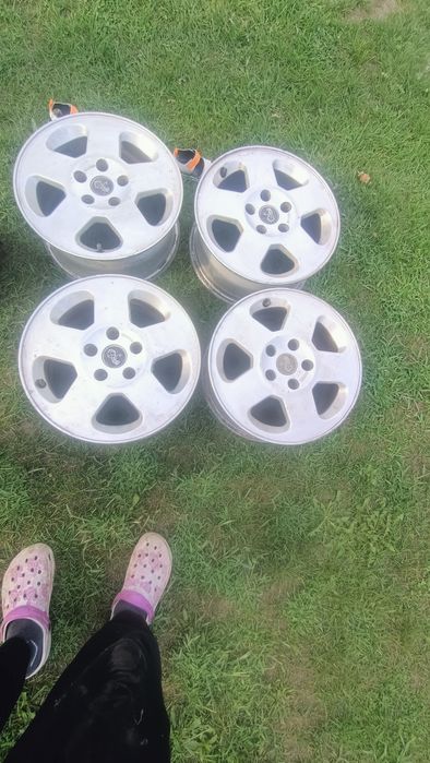 продаж титанів R 15 ширина 20 см 5 шпильок вироблені в німечині