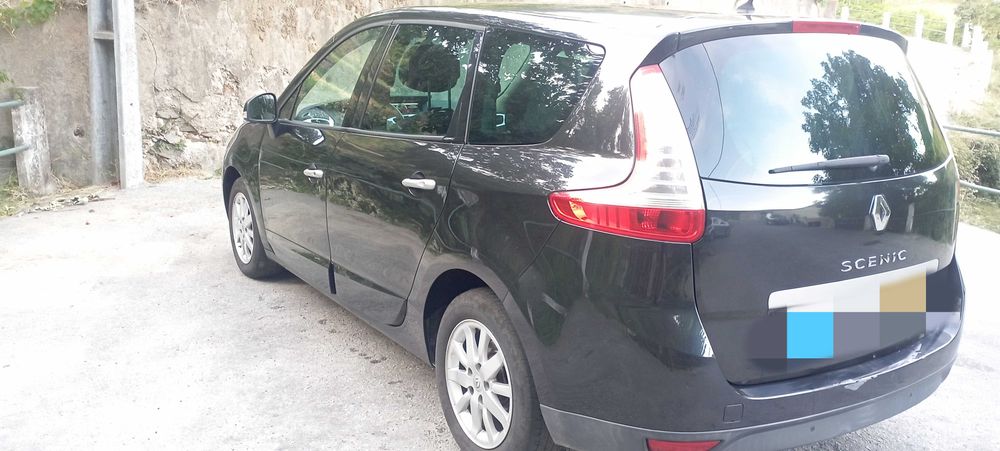Renault Scénic Luxe 7 lugares