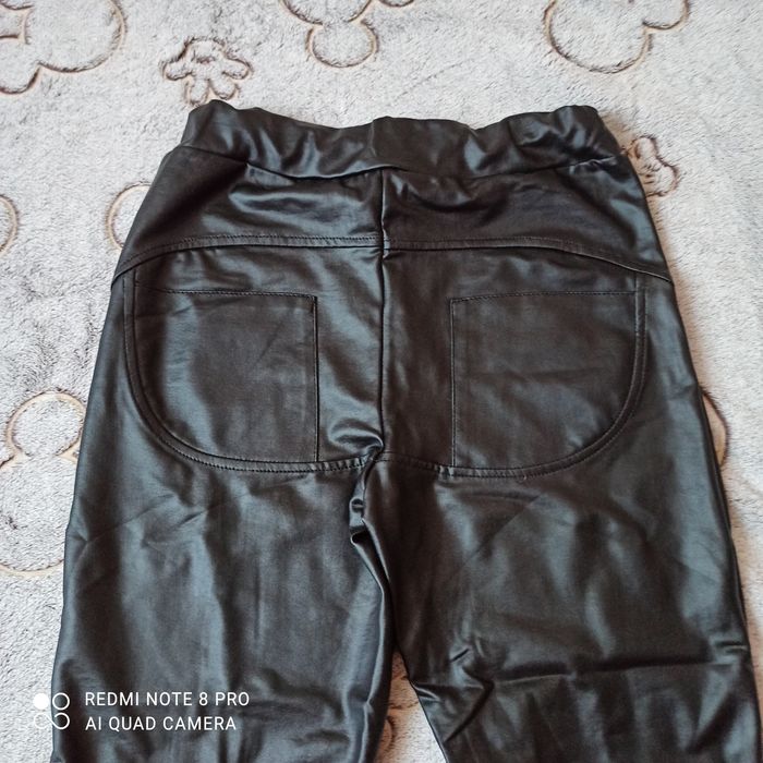 Legginsy z eko skórki 146/152