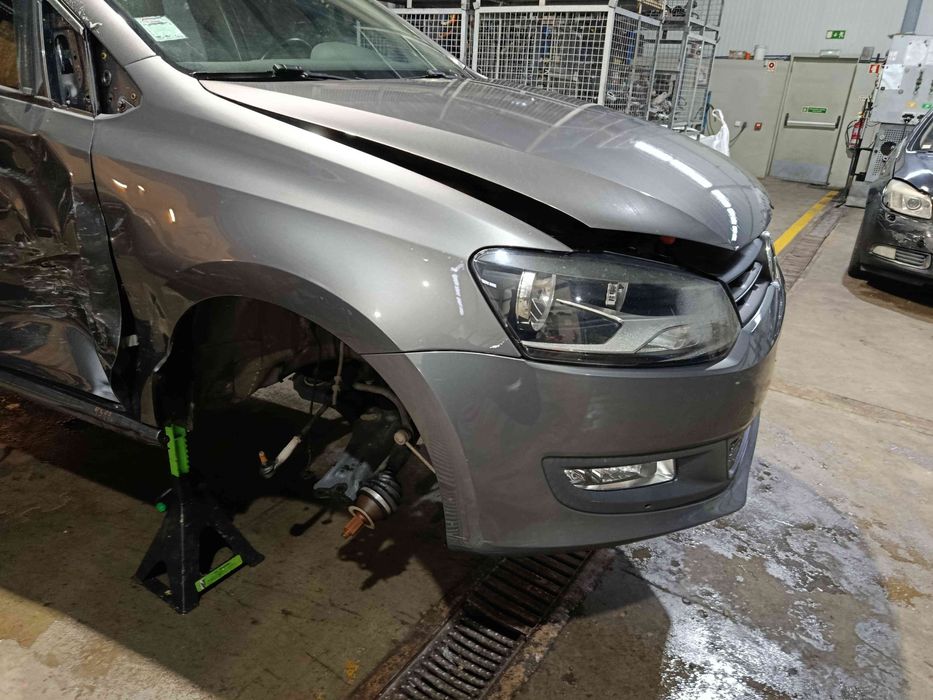Frente completa VOLKSWAGEN Polo (6R, 6C)