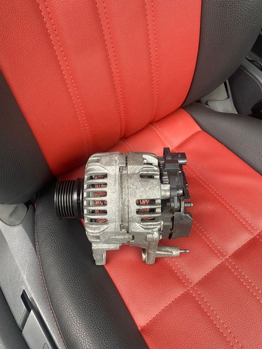 Генератор гольф 5 , 1,4