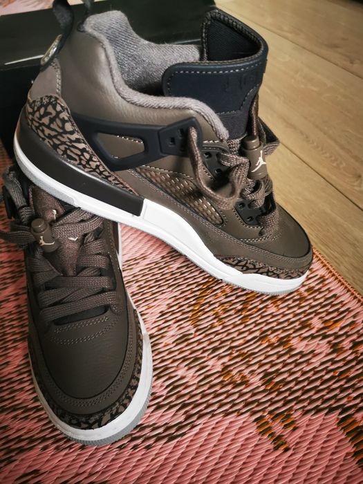 Buty Jordan 4 szare
