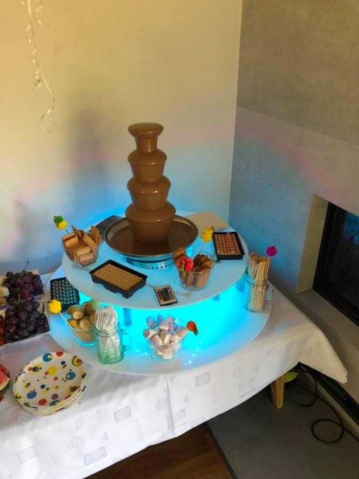 Fontanna do czekola/ Fontanna do alkoholu/ fotobudka 360/ namiot Event