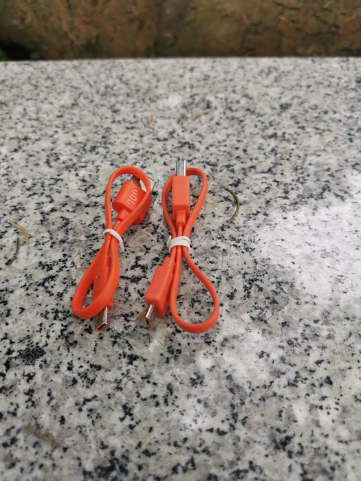 Kabel zasilający firmy JBL