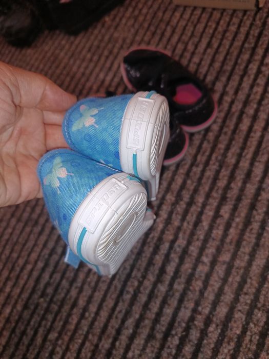 Trampki dla dziewczynki rozmiar 28