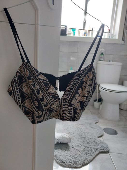 Conjunto lindíssimo de cerimónia marca Glùck