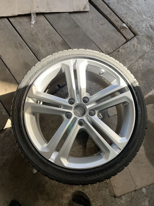 Продам диски 5 112 R18 Mallory Vw