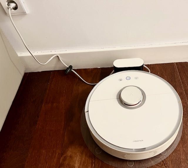 Robot de aspirar chao com esfregona Roborock S502-00, muito bom estado