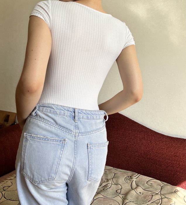 боді в рубчик