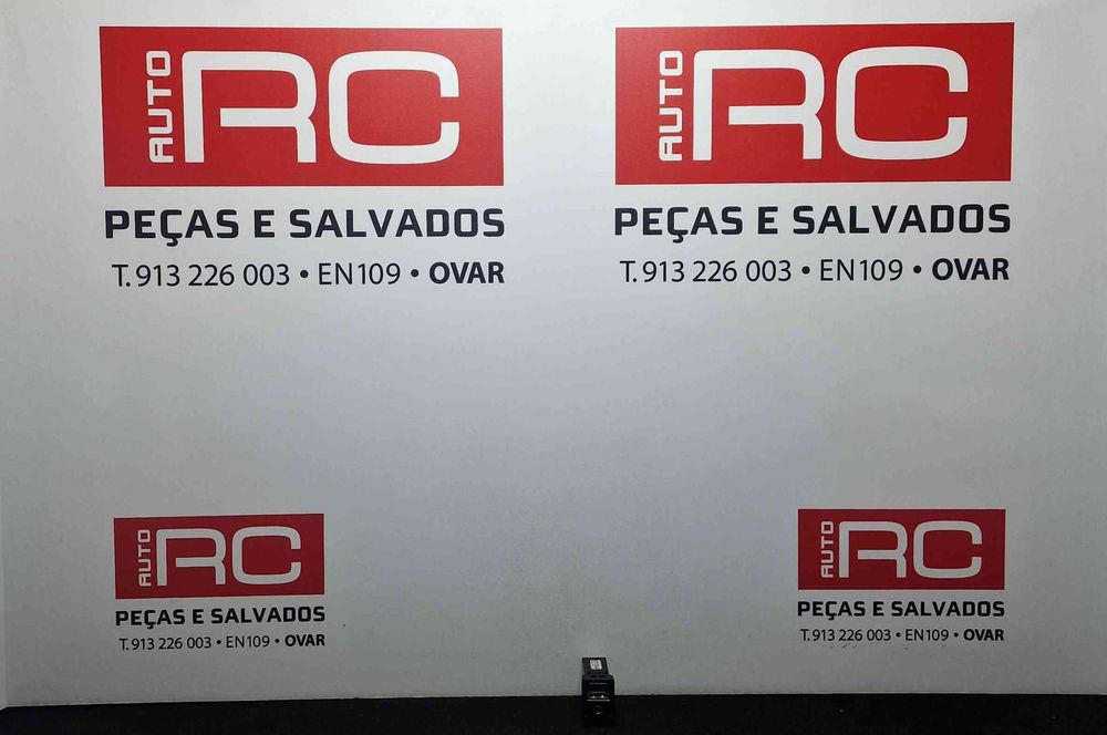 Módulo USB / AUX / IPOD 861900D030 - TOYOTA AURIS