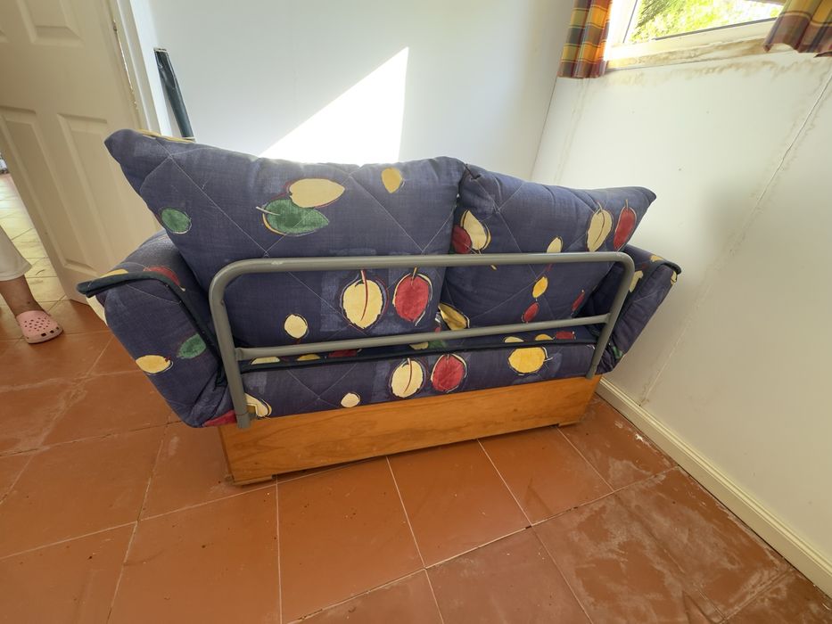 Sofá Cama 180cm Individual com Arrumação