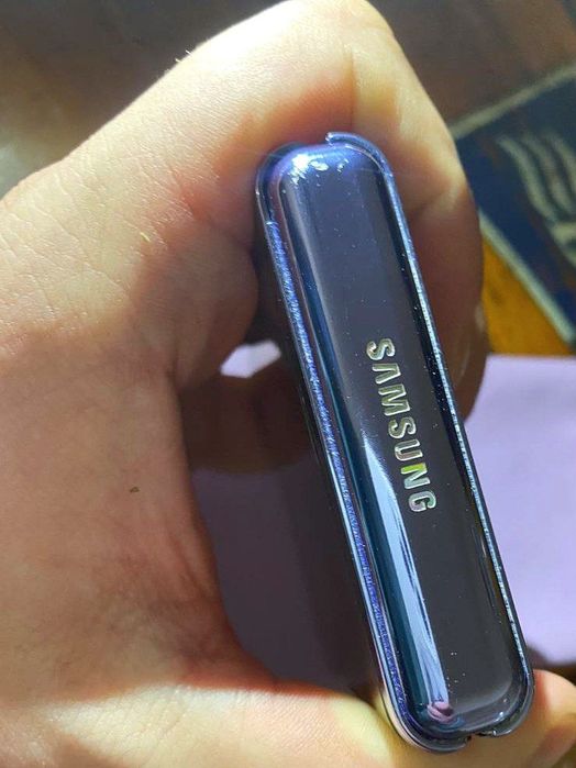 Samsung Galaxy Flip 256gb (SM-F700F)