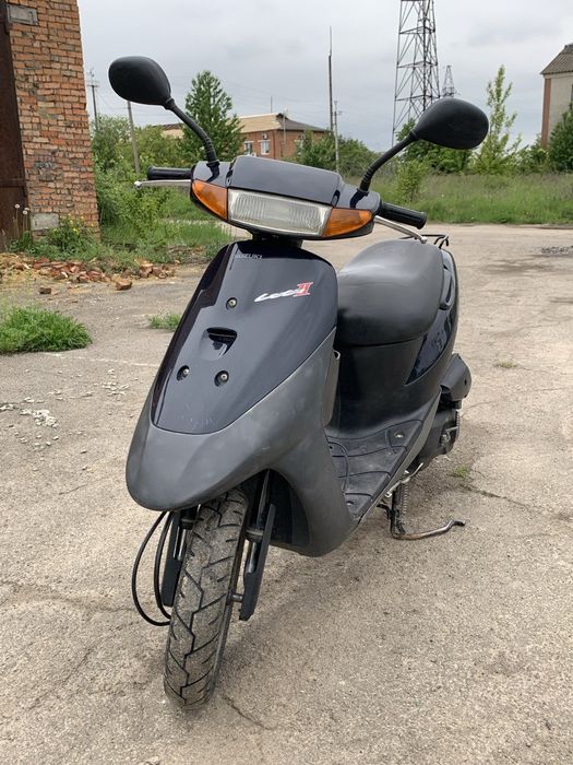 Продам скутор Сузукі лец 2