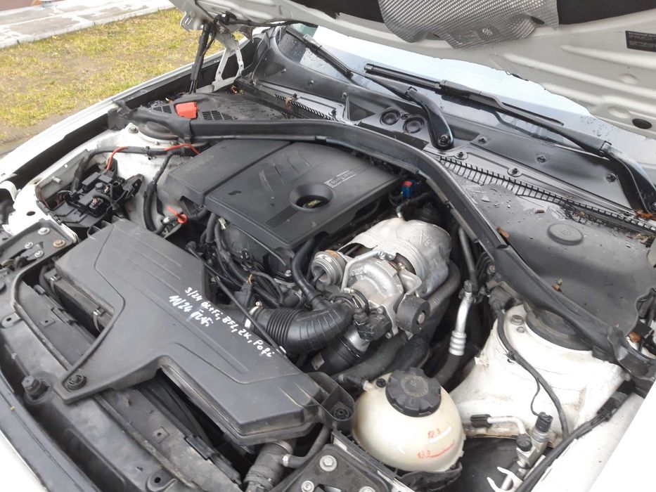 BMW 1 F20 118i Sport Edition Biala perła