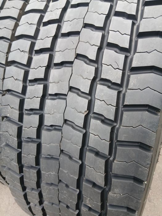 Грузові шини бу 315/70/22.5