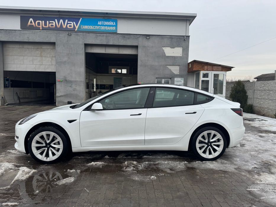 Продам Тesla model 3