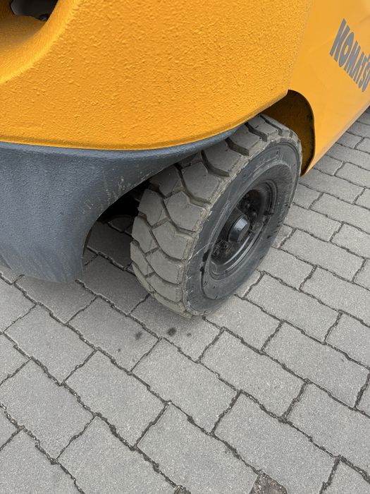 Komatsu FD25T-16 Навантажувач Захват Кіповий