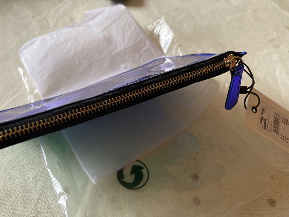 Necessaire pochete estojo bolsa para maquilhagem e outros BIK BOK novo