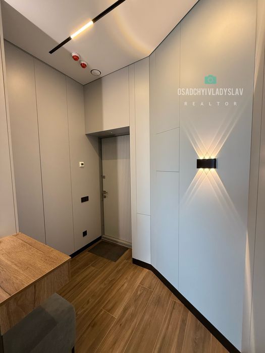 Завжди є світло! 2к ЖК Бартоломео | студія + спальня