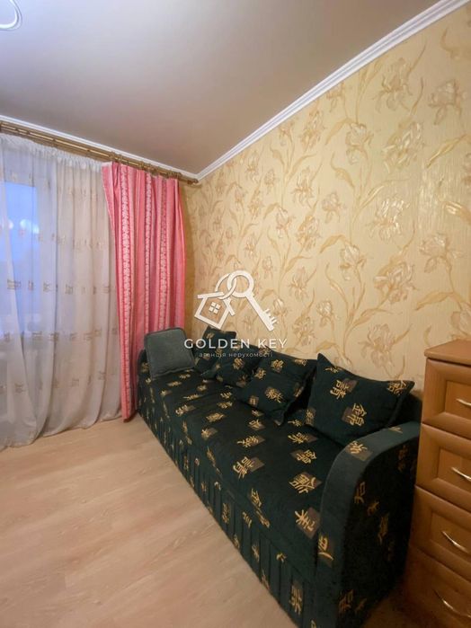 Оренда трикімнатної квартири на Соцмісті