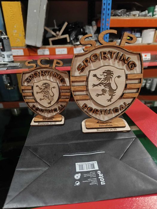 Símbolos Sporting, Benfica, de Madeira