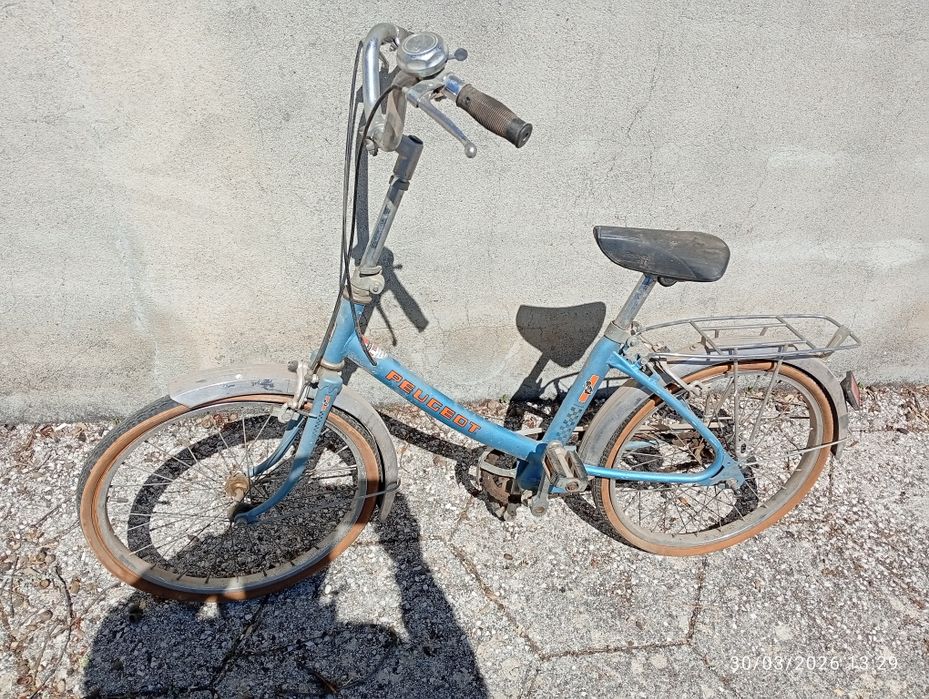 Vendo esta bicicleta marca Peugeot impecável