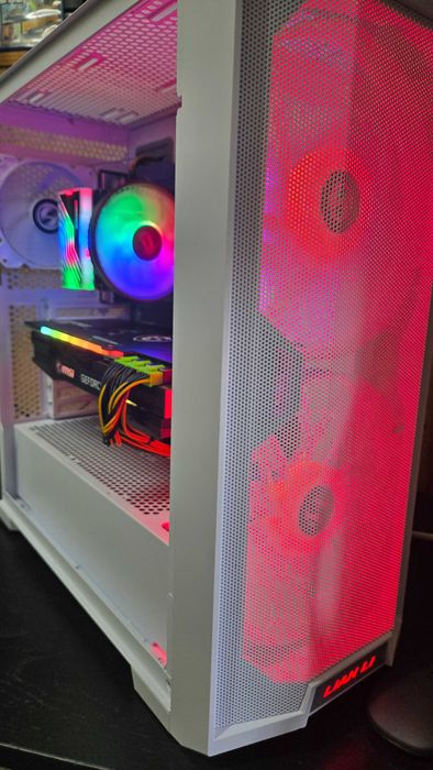 PC Gaming RTX 3080 10GB / i7-7700 / 32GB RAM / Lian Li