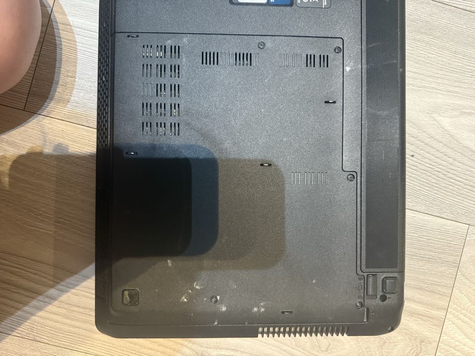 Laptop używany ASUS