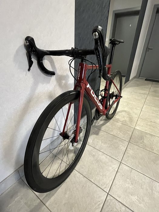 Focus isalco max 8.8 r.56 / 2023 / Karbonowe kola Novatec 50mm