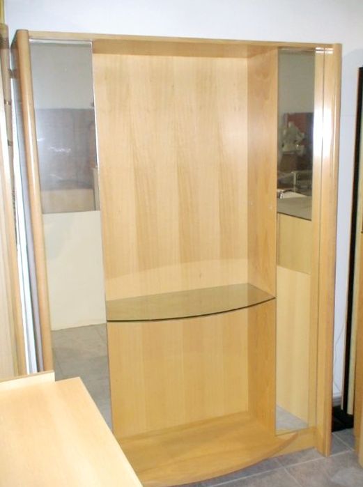 Campanha Stocks Outlet - Mobiliário, Estantes, vitrines, balcões