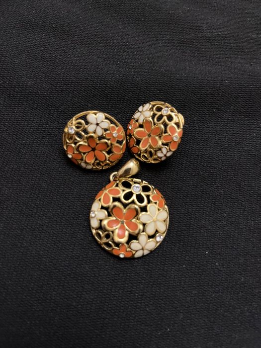 Набор серьги и кулон