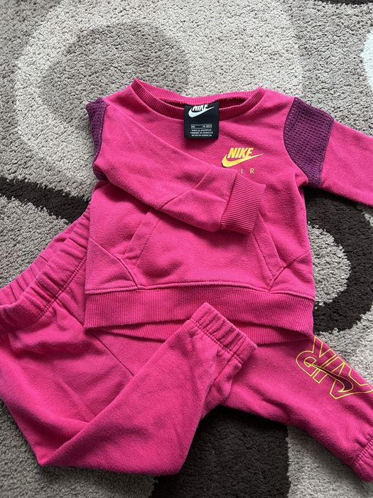 Костюм nike 9-12 міс