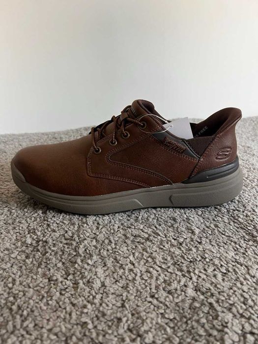 Оригінальні чоловічі кросівки skechers розмір-40, устілка- 25,5-26см