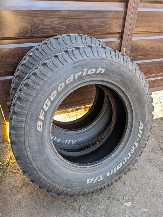 Шина BfGoodrich АТ 245 75 17, Dunlop Road Gripper AT