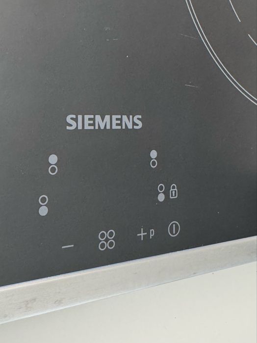 Placa de indução SIEMENS mod. EH77Q501E/08, usada, em excelente estado