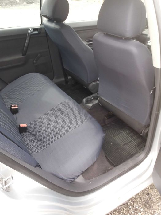 VW Polo 1.2  distribuição e embraiagem novas, S. de estacionamento trz