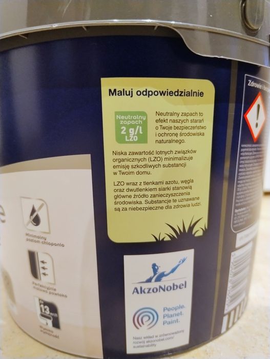 Nowa farba Dulux Absolute White 3 litry