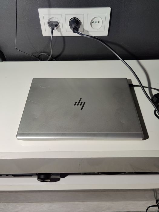 Ноутбук HP paid book 830 g5/i7 8550u/8 ГБ/SSD 256/full HD