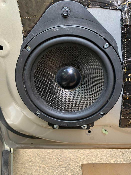 Подиумы под динамики , проставки на Opel Astra J / Chevrolet Cruze