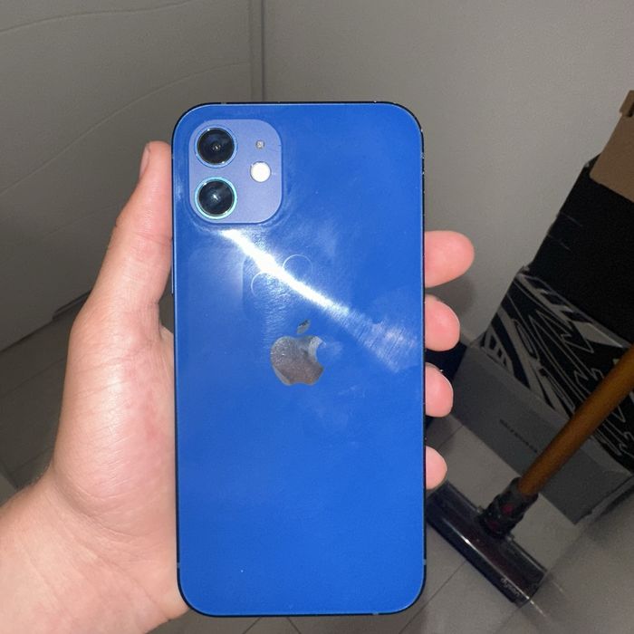 Iphone 12 niebieski 64gb