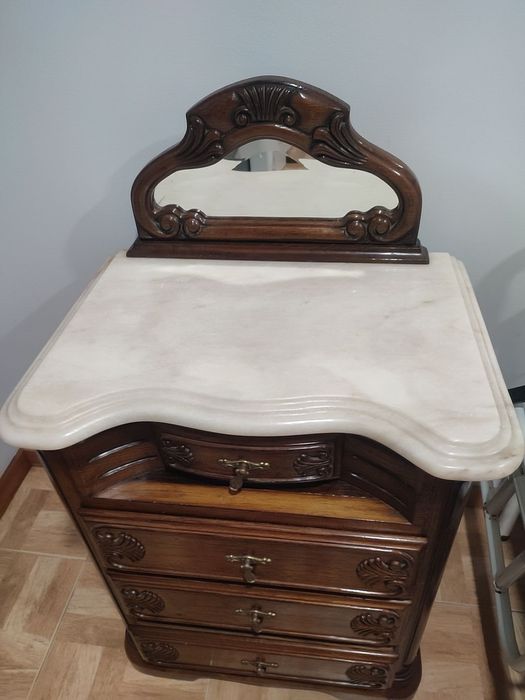 Cama mesinhas e comoda