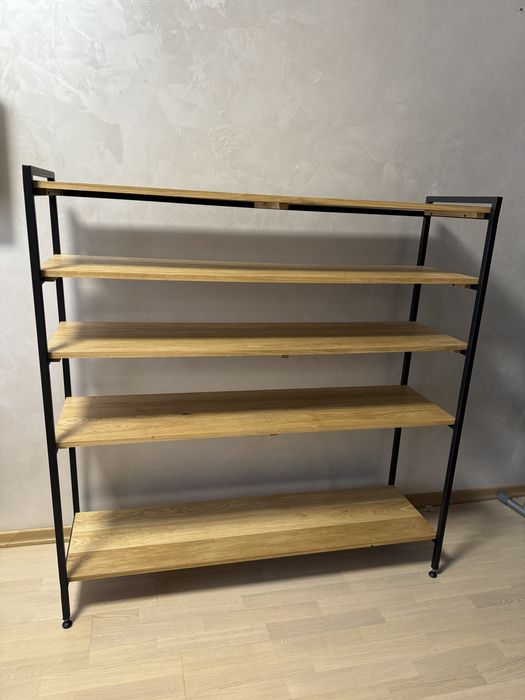 Стелаж деревʼяний