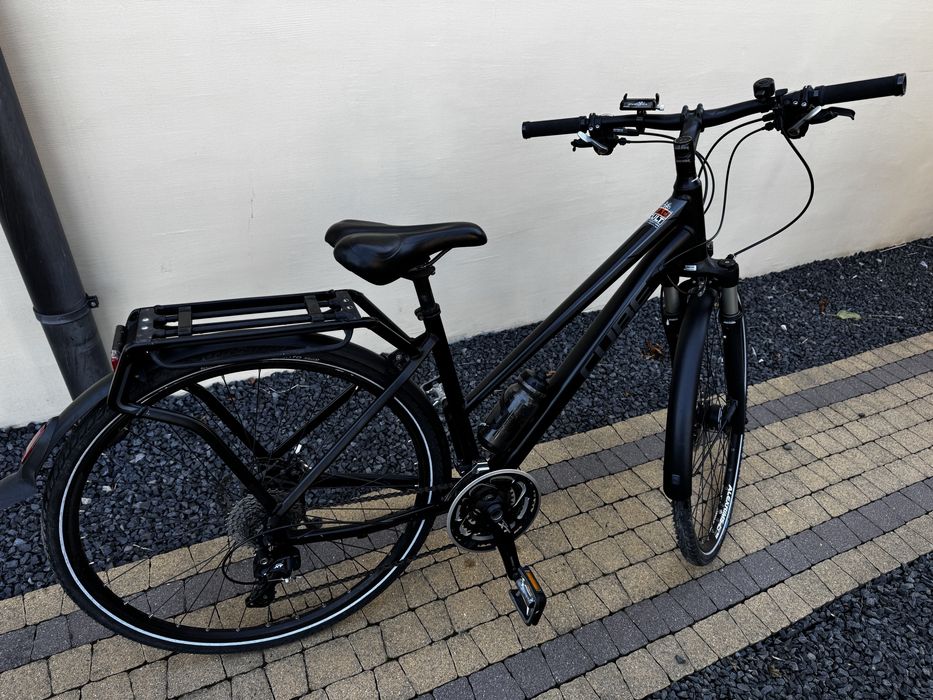 Rower trekkingowy Cube Kathmandu 46 cm/28”/ XT / RockShox / Dynamo w piaście / LED / Stan bardzo dobry