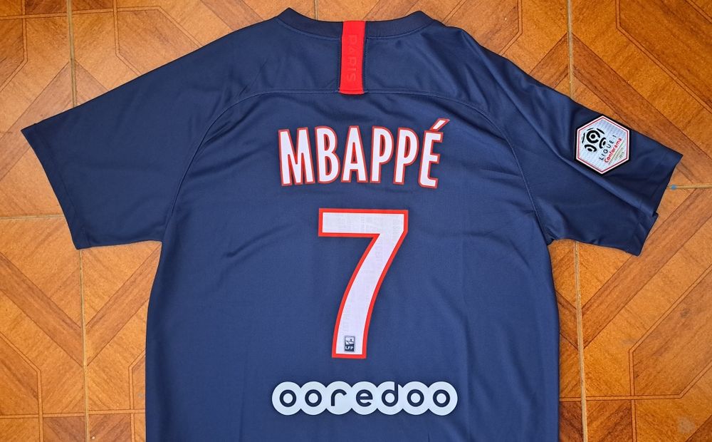 Camisola do Paris Saint-Germain FC da época 2019/2020 - Mbappé